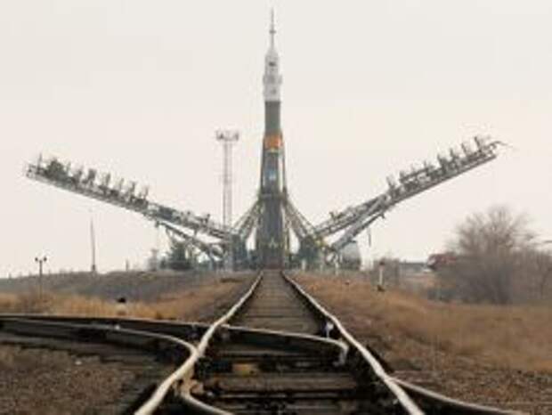 НАСА прекратило покупку мест на российских "Союзах"