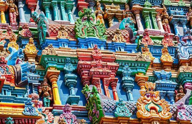 Разноцветные храмы Индии