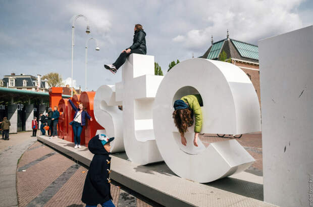 Велосипеды, ветряные мельницы и кломбы: гид по Амстердаму