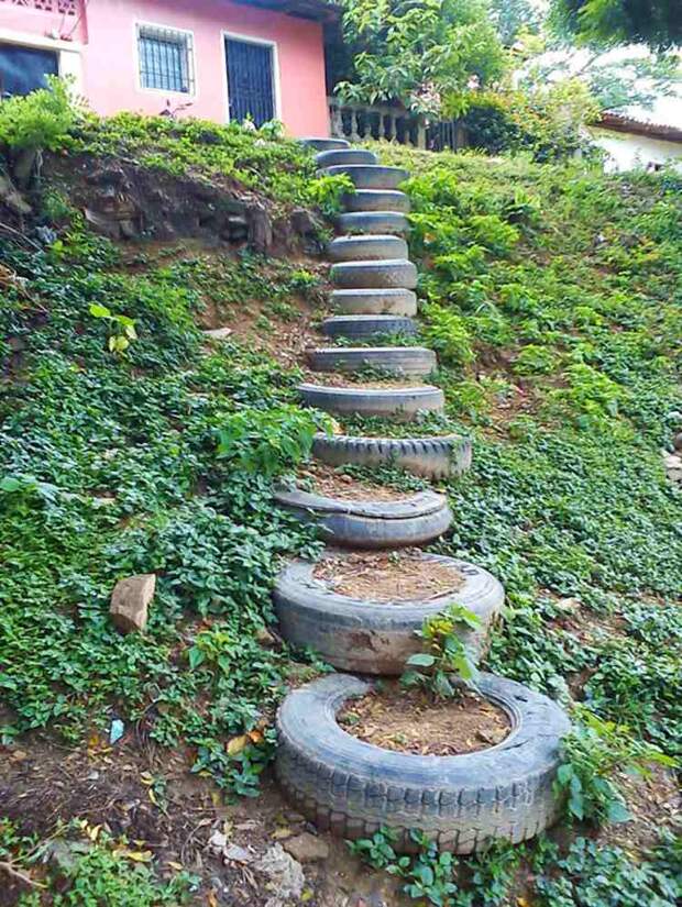 идея садовой лестницы своими руками из шин автопокрышек