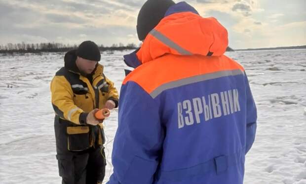 Плановые подрывы льда прошли в Холмогорском округе