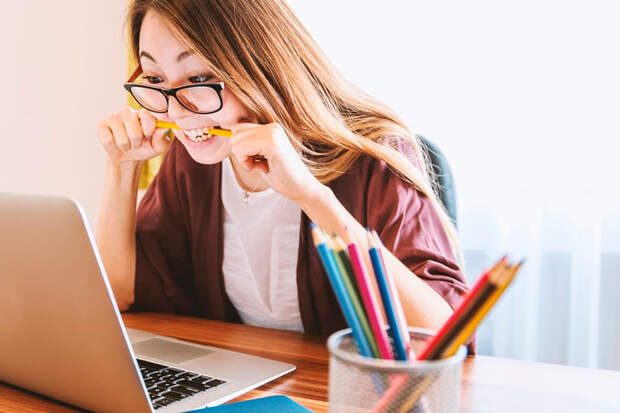 5 типов офисных девушек