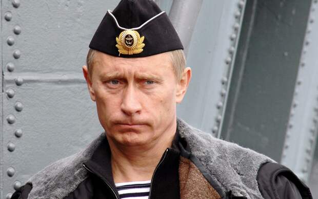 Картинки по запросу Путин в военной форме