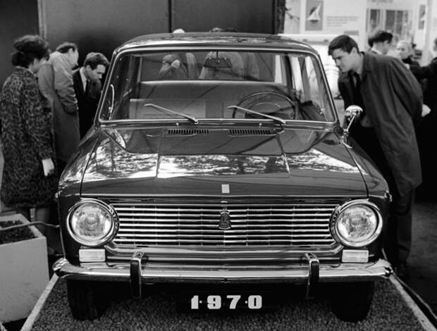 Какими могли быть «Жигули», в 1966 году широкой публике впервые представили новый Fiat 124 Какими могли быть «Жигули», в 1966 году широкой публике впервые представили новый Fiat 124 СССР, авто, история, сделай сам, факты