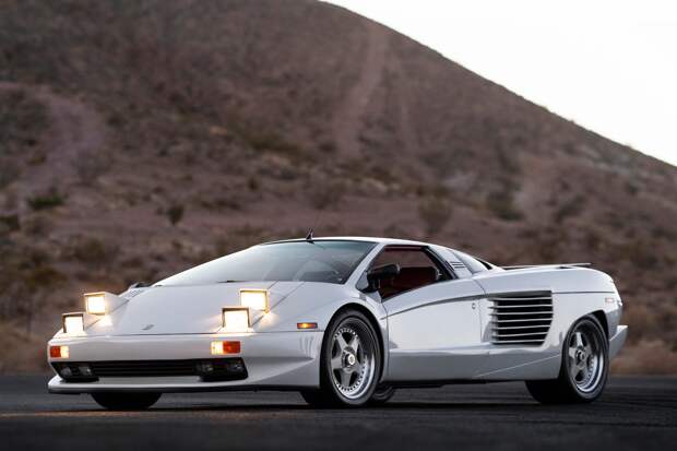 Cizeta-Moroder V16T — итальянский 16-цилиндровый суперкар