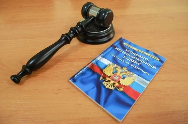 В Тюмени мать оставила детей на 4 дня без еды и воды