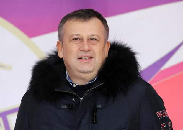 Губернатор Ленобласти Дрозденко поздравил жителей с Новым годом