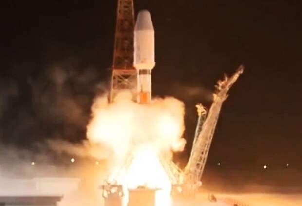 Ракета «Союз-2.1б» вывела на земную орбиту два спутника «Аист-2Т»