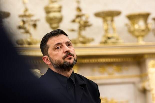 На Украине рассказали о давлении на Зеленского из-за России