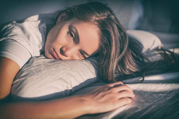 Тело тоже чувствует грусть: 7 сигналов, которые говорят, что вы несчастны