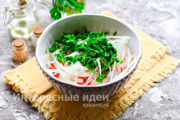 нарезать мелко зелень
