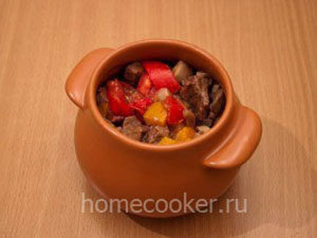 Мясо в горшочках Vykladyvaem ostalnoe myaso 300x225 Мясо в горшочках