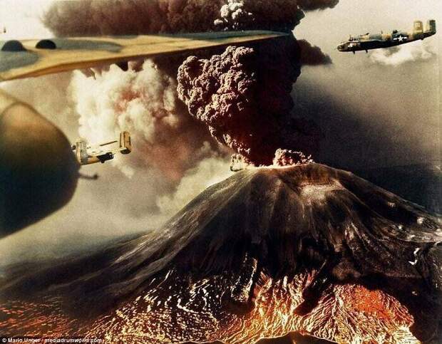 Бомбардировщики B-25 пролетают мимо Везувия в Италии во время извержения вулкана в марте 1944 года. Пока в небе шло сражение, извержение погубило 57 человек и полностью разрушило деревни Сан-Себастьяно и Сан-Гиорг Бомбардировщики B-25 пролетают мимо Везувия в Италии во время извержения вулкана в марте 1944 года. Пока в небе шло сражение, извержение погубило 57 человек и полностью разрушило деревни Сан-Себастьяно и Сан-Гиорг