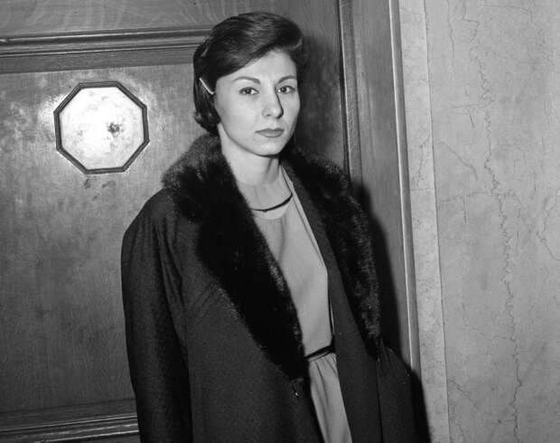 Крестная мать: 25 редких фото женщин гангстерского мира