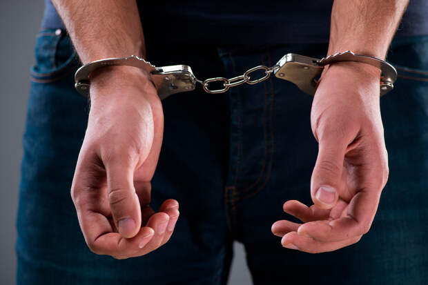 В Петербурге задержали зампреда "Газпром нефти" Джалябова по делу о взятке