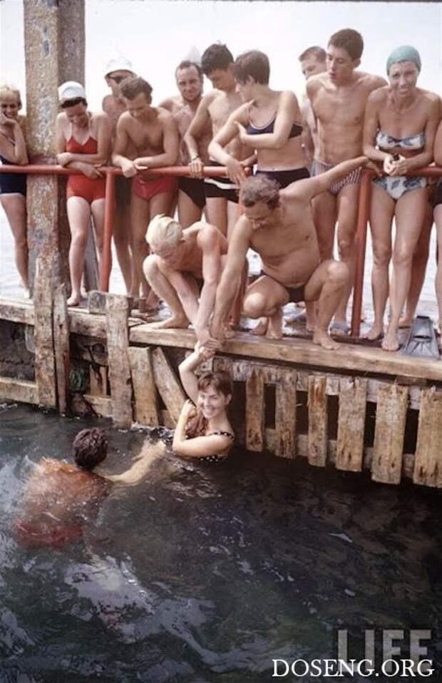 Советская молодёжь 1960-х в объективе американского фотографа