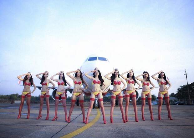 Skandalnaya-reklama-avialinii-VietJet-Air-1