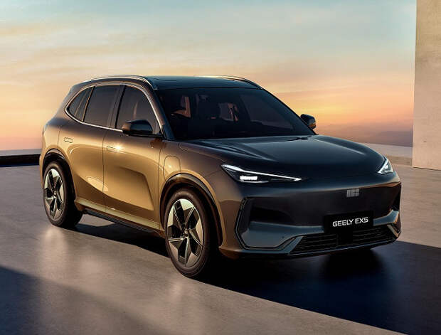 Компания Geely объявила цены на электромобиль EX5