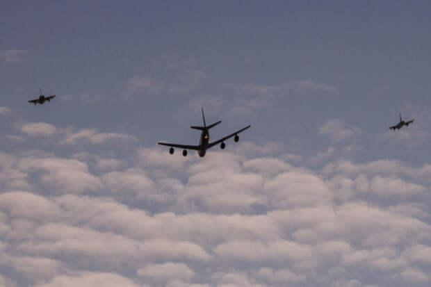 США направили самолеты-заправщики на Ближний Восток