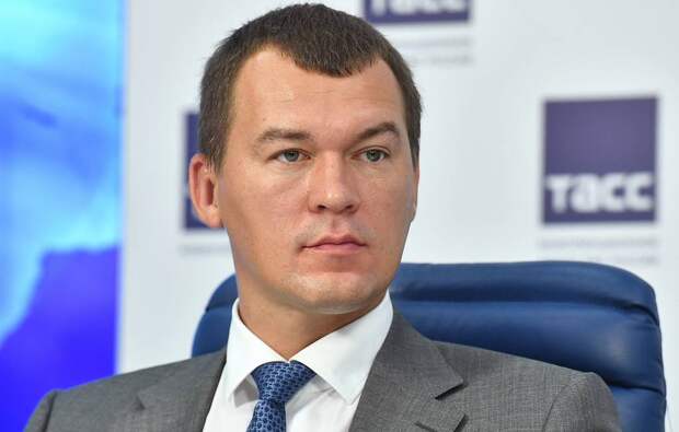 Фейк ньюс: Дегтярев прокомментировал информацию о послаблениях для чиновников