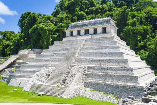 Храм надписей, построенный майя. Фото: Jan Harenburg / wikimedia.org