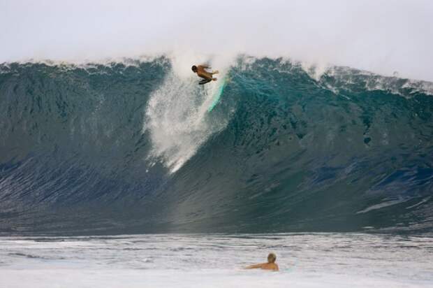 Пайплайн (Banzai Pipeline) волны-убийцы, серфинг, экстрим