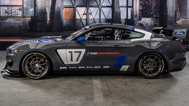 На SEMA дебютировал Ford Mustang GT4