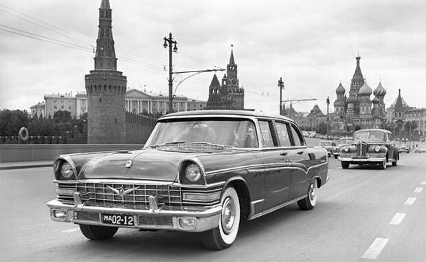 На фото: правительственный автомобиль ЗИЛ-111 СССР, авто, факты