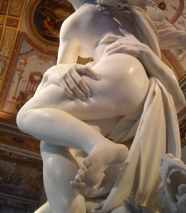 Скульптура_Джан-Лоренцо-Бернини_Похищение-Прозерпины-1621-22_02.jpg
