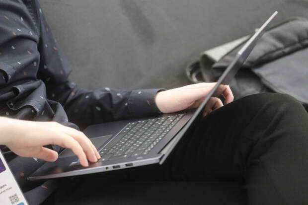 Продажи ноутбуков в России упали