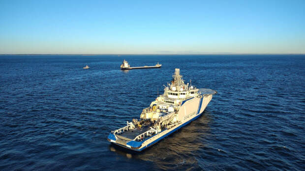 В Финляндии задержали иностранное судно за повреждение кабеля