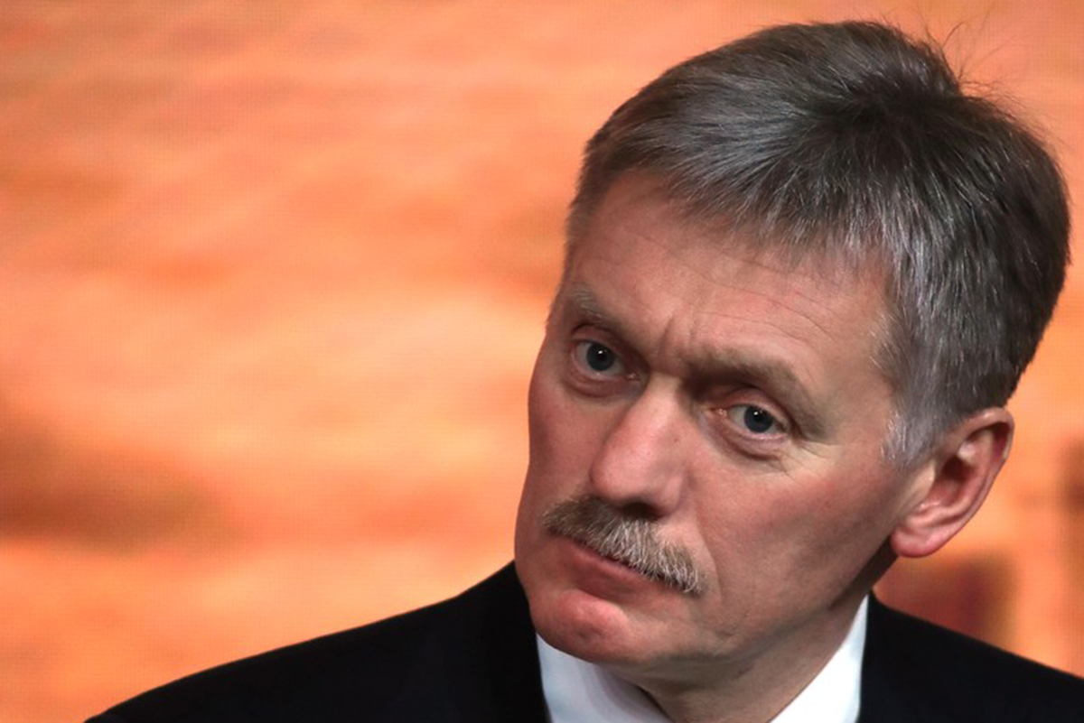 Песков объяснил, почему Путин не будет делать прививку публично