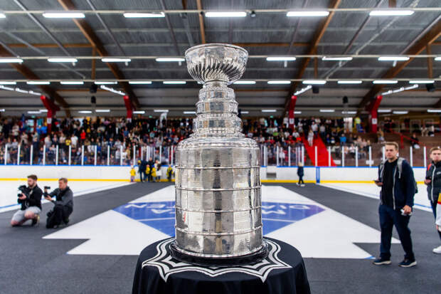 В НХЛ вновь запретили привозить Кубок Стэнли в Россию