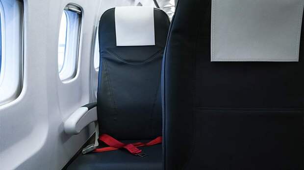 Временные ограничения на работу сняли в аэропорту Саратова