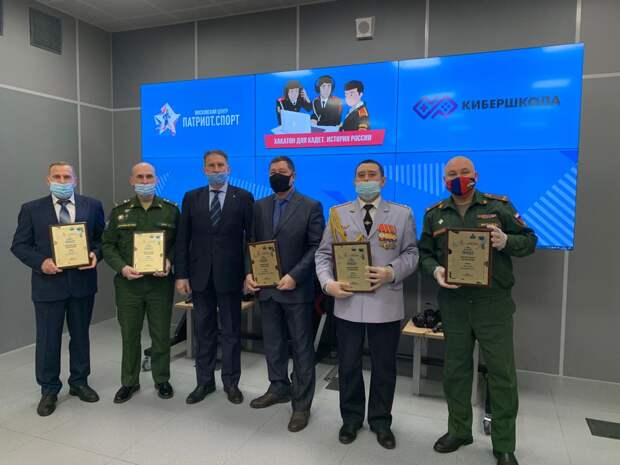 Кадеты из школы в Лианозове одержали победу на «Историческом хакатоне»