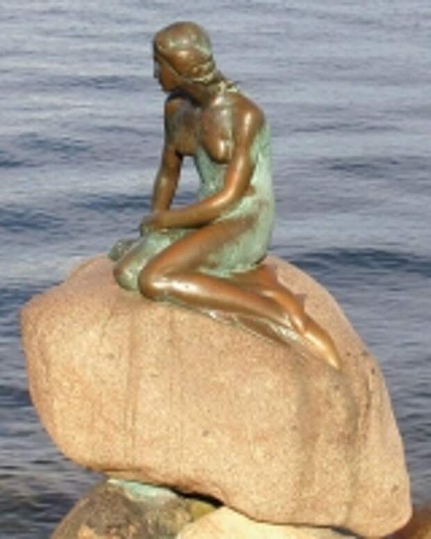 Статуя Русалочки.