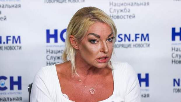 «Это же надо умудриться»: Волочкова дала под зад своему партнеру