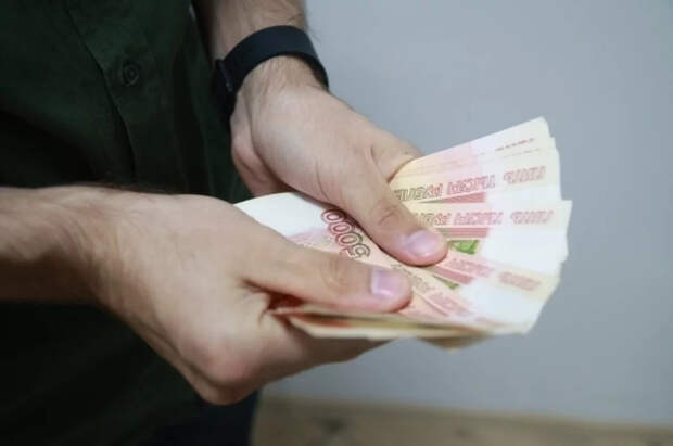 Экс-губернатора Рязанской области обвинили во взятках на 270 млн рублей