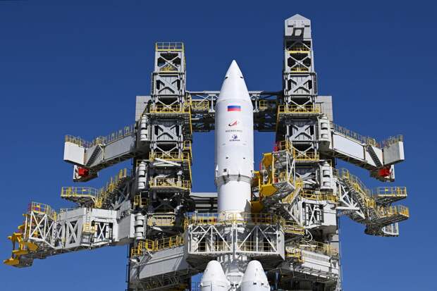 Глава "Роскосмоса" Борисов: первый запуск ракеты "Ангара-А5М" состоится в 2027-м