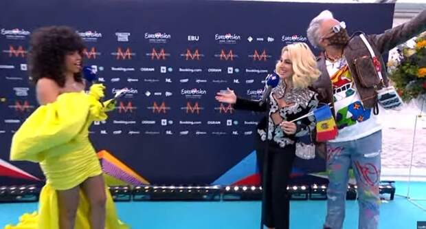 Манижа в кокошнике и Филипп Киркоров в Louis Vuitton: церемония открытия «Евровидения-2021»