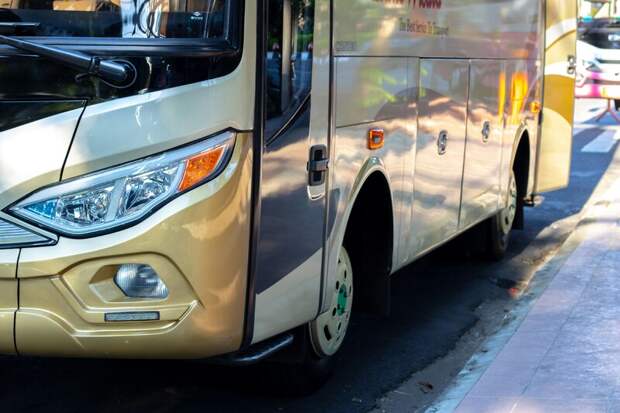 Автобус в Томске арестован за долги в более чем 2,5 млн рублей