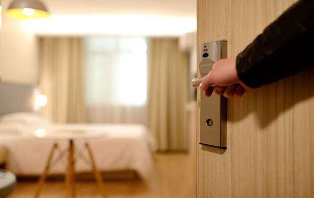 В Минкурортов РК порекомендовали крымским отелям отказаться от сотрудничества с Booking
