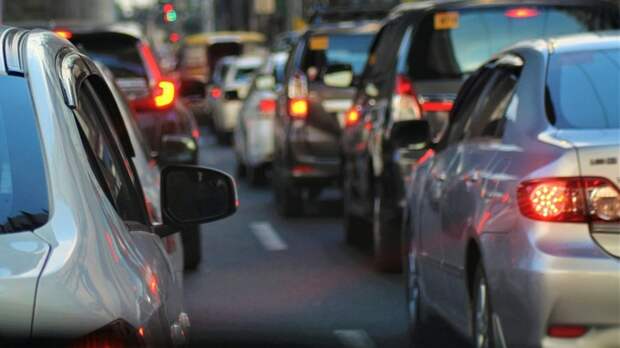 Туда не надо ехать. Где в Барнауле образовались большие пробки утром 6 августа