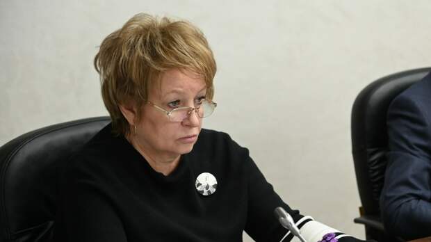 Депутат ЛДПР в АКЗС Ирина Шудра / Фото: пресс-служба АКЗС