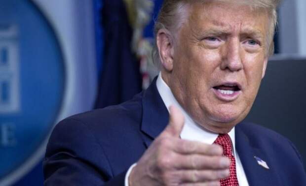Трамп пошутил над Обамой и Байденом