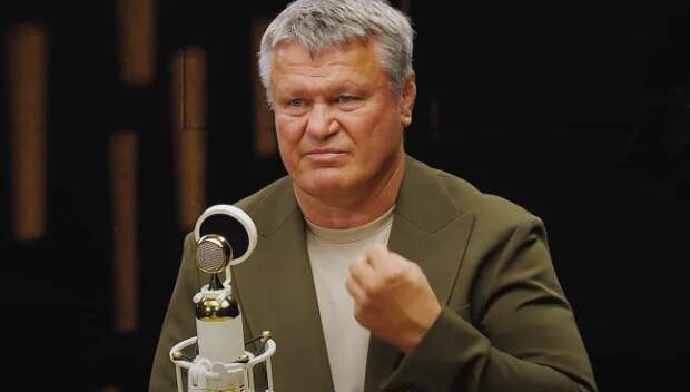 "Остальные особо не впечатлили". Тактаров назвал лучших российских бойцов 2025 года