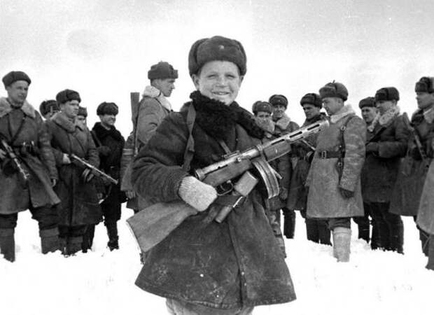 13 - Russian kid soldier