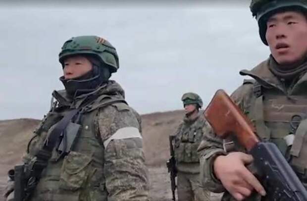 Белоусов наградил военных КНДР, отличившихся при освобождении Курской области (ВИДЕО)