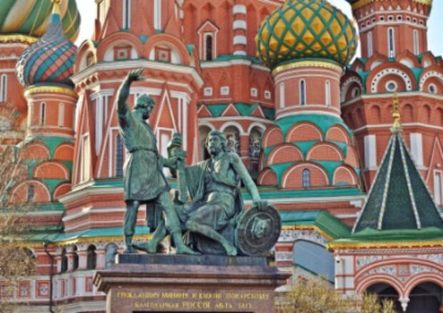 Россия празднует День народного единства