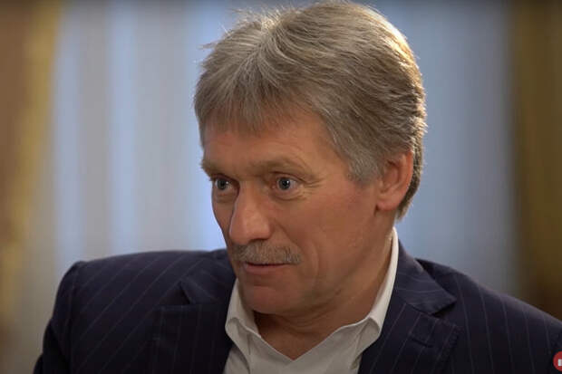 Прославленный российский режиссёр Никита Михалков не дает нам заскучать.-3